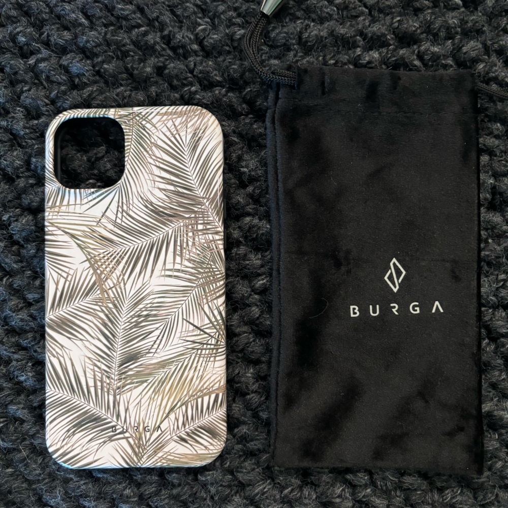 *BRAND NEW* BURGA Happy Place - Palm iPhone 15 plus case